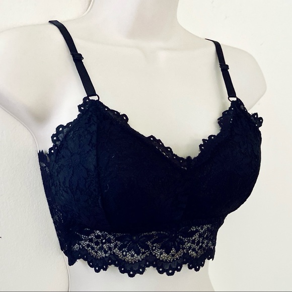Other - BLACK LACE BRALETTE With Adjustable Straps